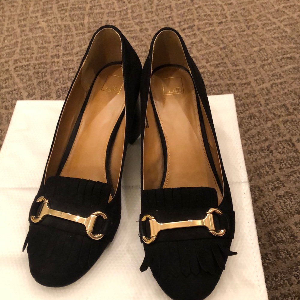 Black suede block heels sz 9